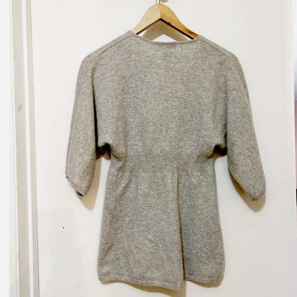 Kenar 100% Cashmere V-Neck Sweater Heather Light Grey Size Medium - Picture 3 of 7